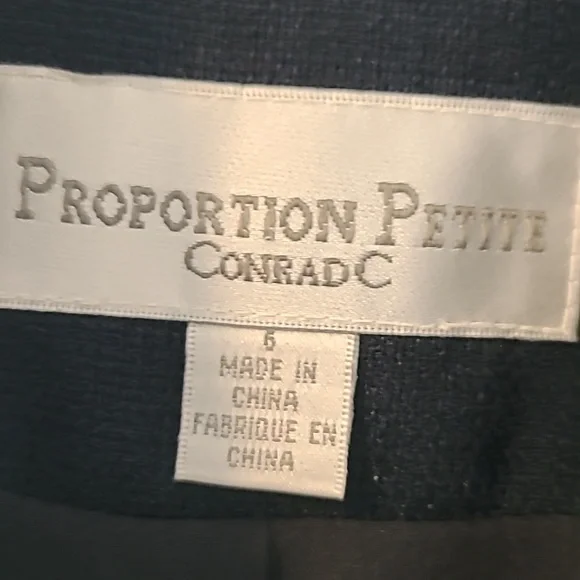 Jaket - Picture 3 of 6